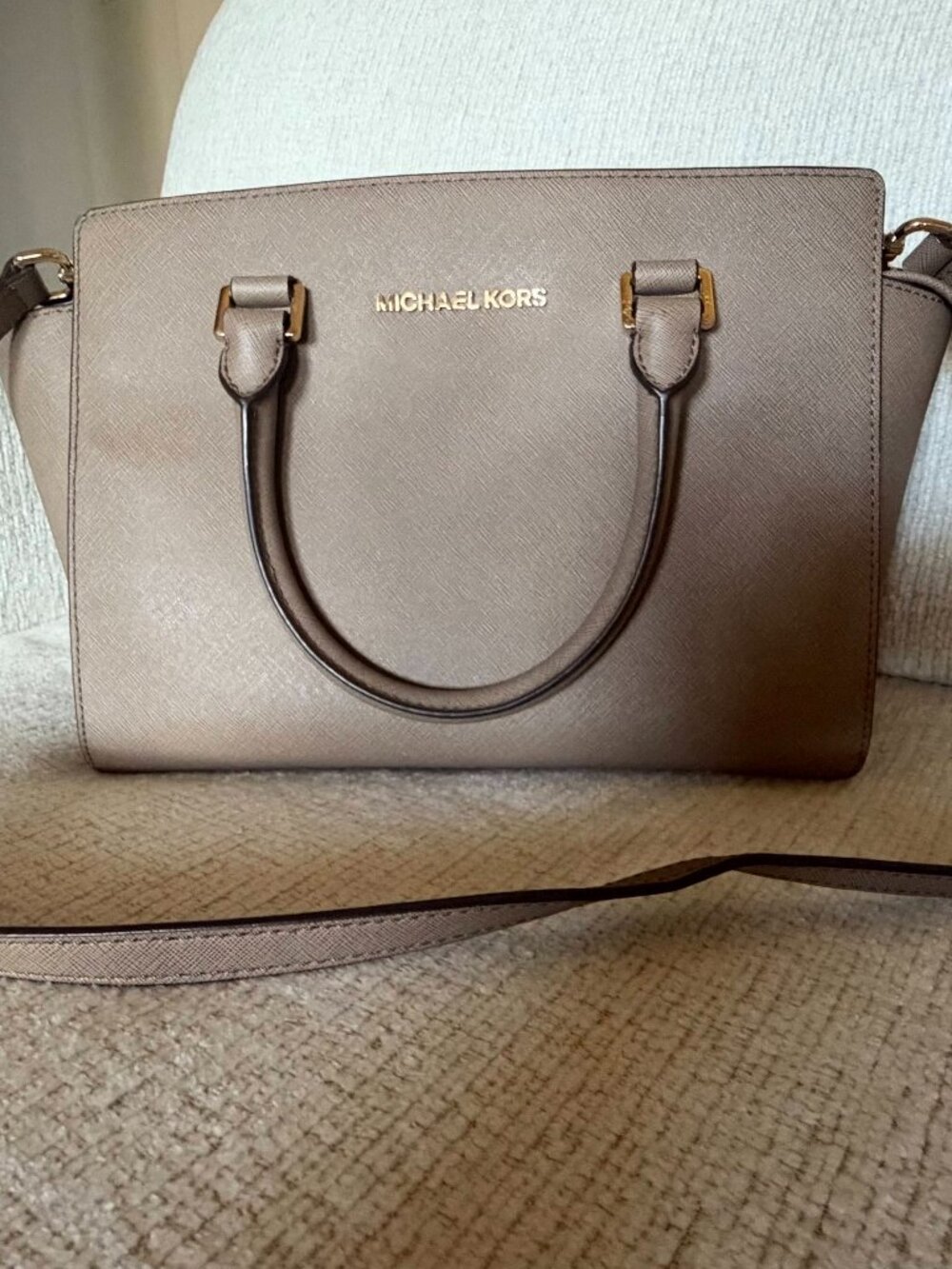 Michael Kors Selma Medium Taupe Saffiano Leather Satchel (Excellent Condition)